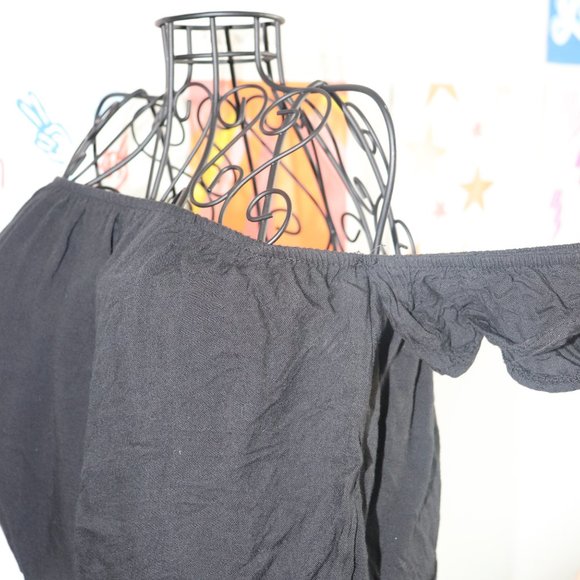 Off The Shoulder Crop Top - Picture 3 of 3